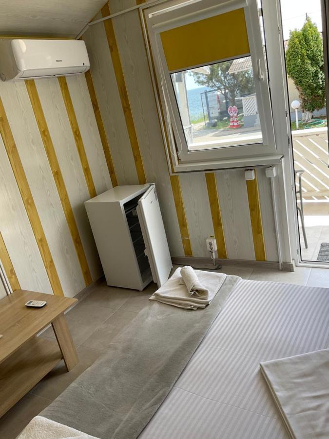 Complex Pria Lägenhet Două Mai Exteriör bild