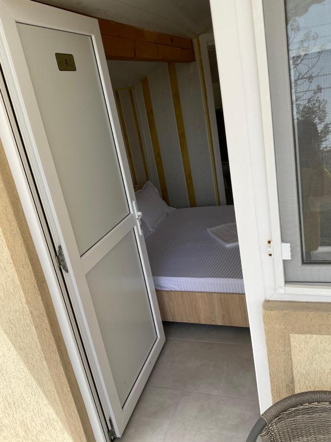 Complex Pria Lägenhet Două Mai Exteriör bild