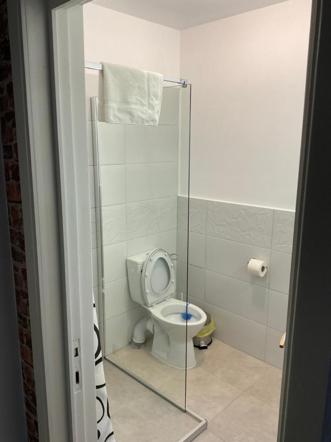 Complex Pria Lägenhet Două Mai Exteriör bild